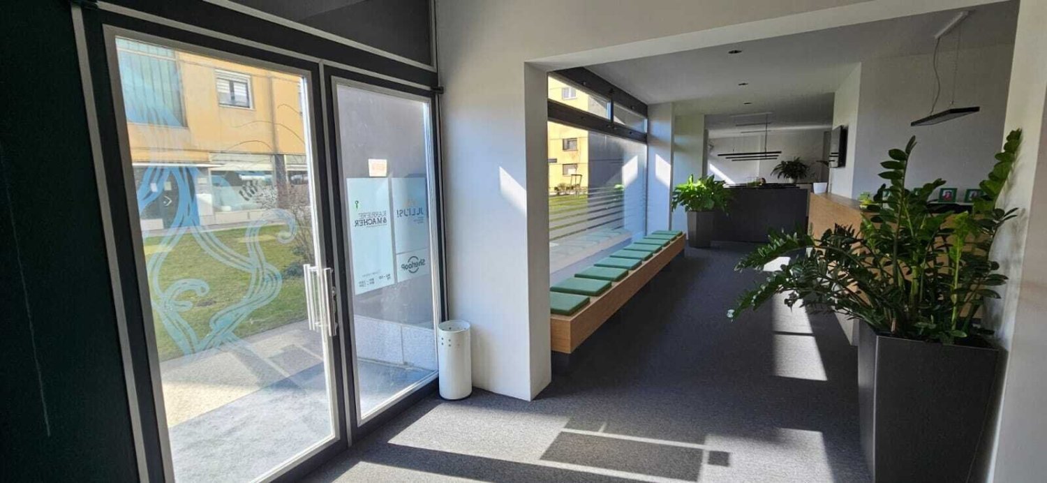 245m² Office in Wels, Austria No. 226550