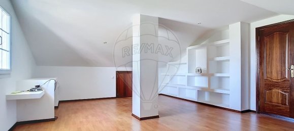 4 bedrooms House in Oliveira do Conde, Portugal No. 184442 6