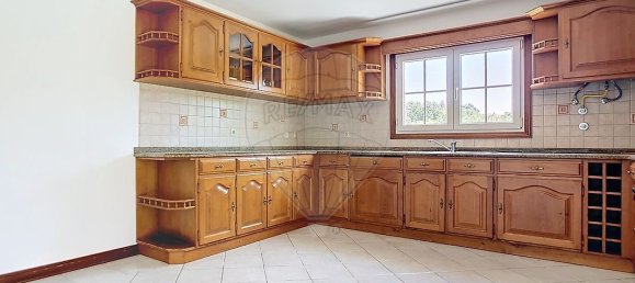 4 bedrooms House in Oliveira do Conde, Portugal No. 184442 15