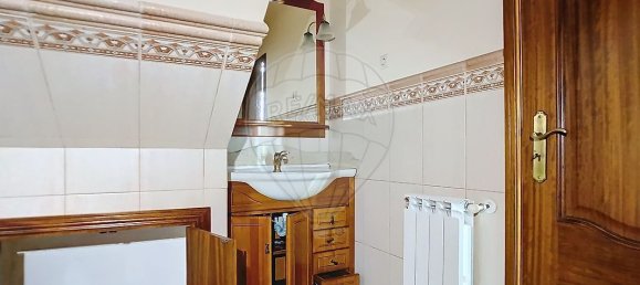 4 bedrooms House in Oliveira do Conde, Portugal No. 184442 21