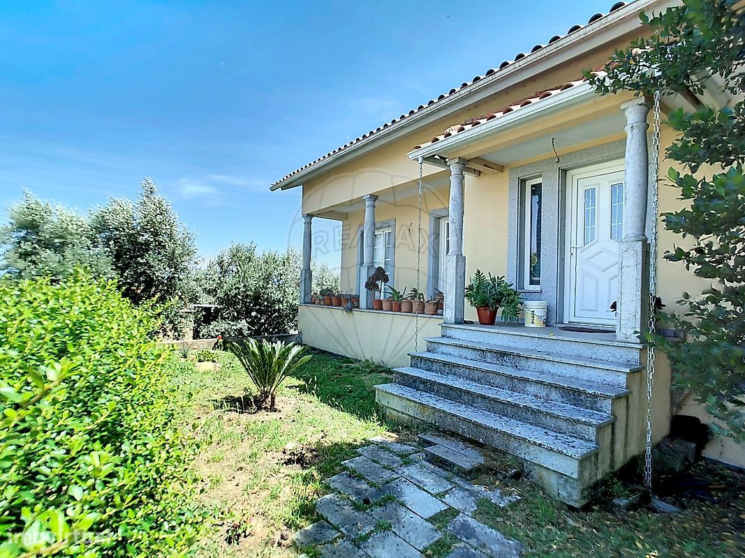 4 bedrooms House in Oliveira do Conde, Portugal No. 184442