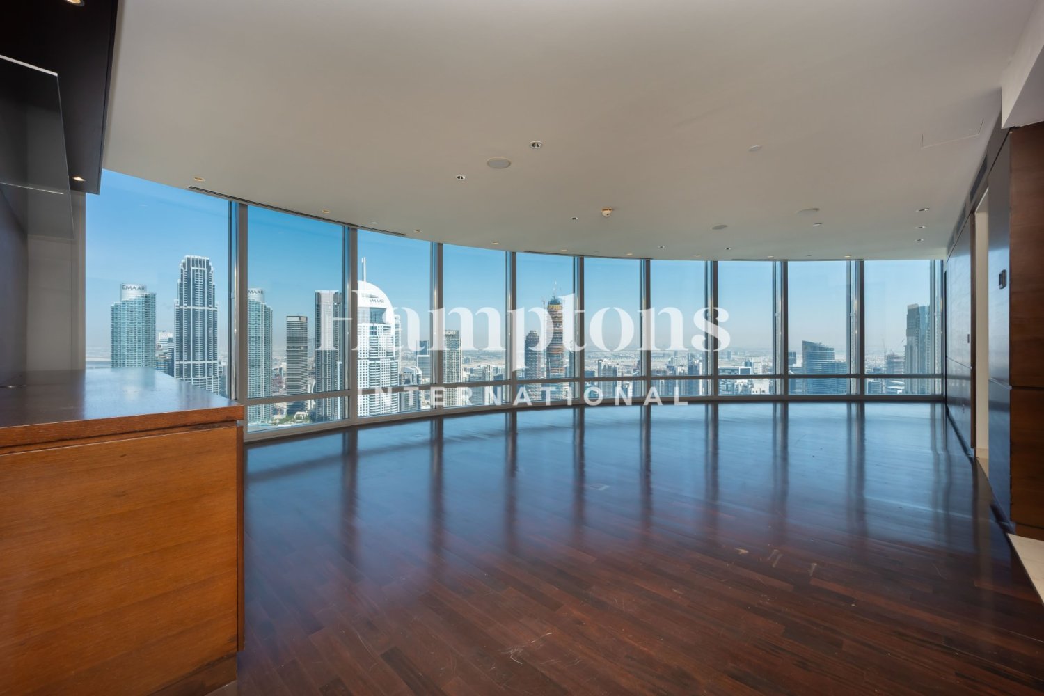 2 Schlafzimmer Wohnung in Burj Khalifa, UAE, Nr. 195193