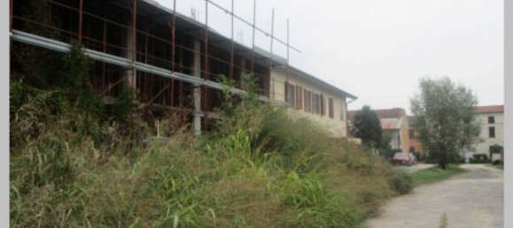 7 rooms Apartment in Pescarolo ed Uniti, Italy No. 291468 17