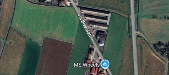 7 rooms Apartment in Pescarolo ed Uniti, Italy No. 291468 3