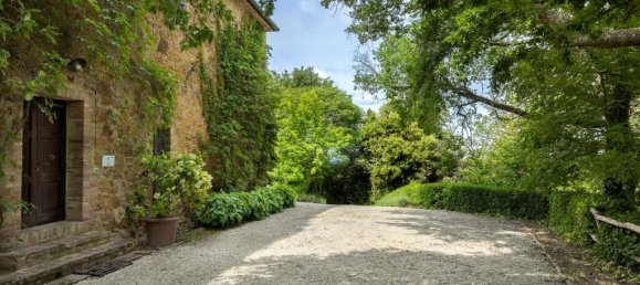 9 bedrooms House in Montalcino, Italy No. 55839 13