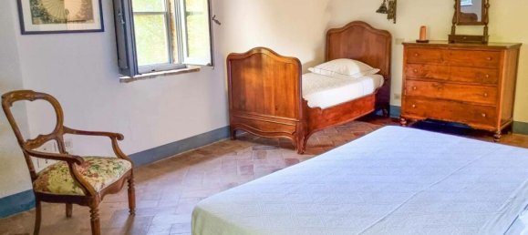 9 bedrooms House in Montalcino, Italy No. 55839 42