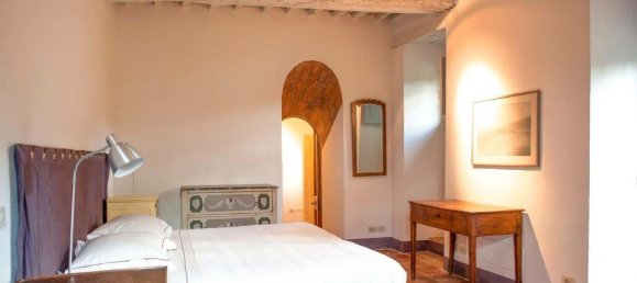 9 bedrooms House in Montalcino, Italy No. 55839 39