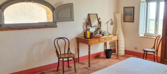 9 bedrooms House in Montalcino, Italy No. 55839 35