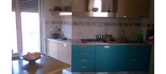 3 bedrooms Apartment in Naples, Italy No. 255154 6