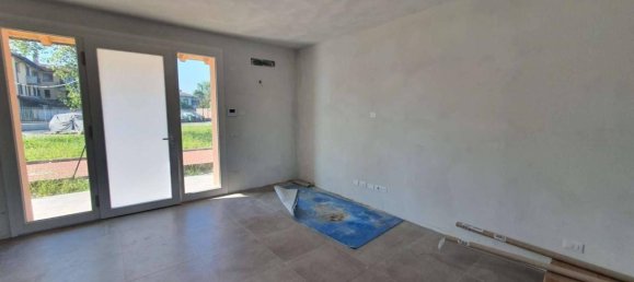 4-salle Villa à Dovera, Italy No. 34878 5