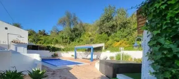 6 bedrooms Villa in Faro, Portugal No. 121531 2