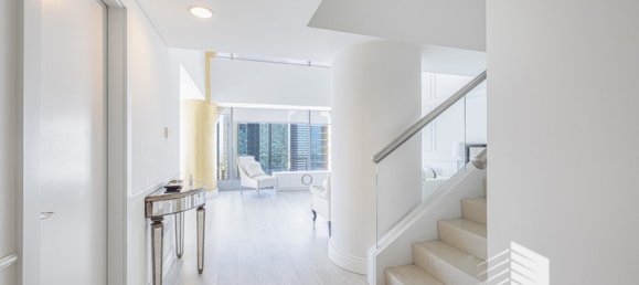 Дуплекс с 3 спальнями в World Trade Center, ОАЭ № 13110 12