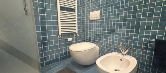 3 bedrooms Apartment in Bologna, Italy No. 31492 57