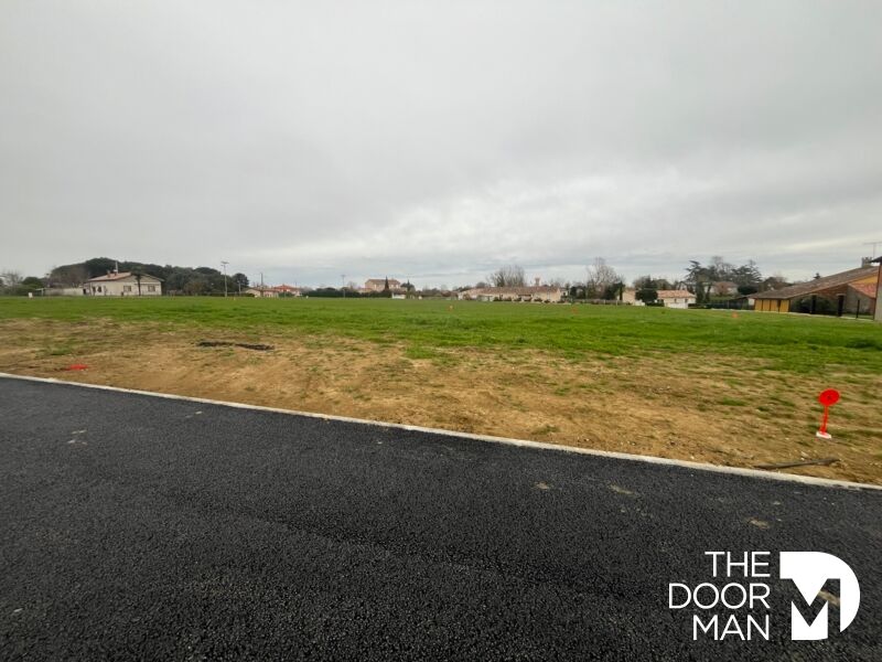  Land in Verdun-sur-Garonne, France No. 278926