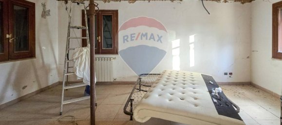 8غرفة منزل في Villamagna, Italy رقم 65636 47