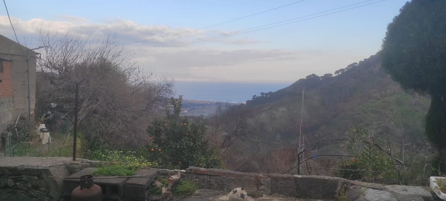 Дом с 4 комнатами в Савока, Италия № 68530