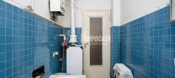 2 bedrooms Apartment in Sassuolo, Italy No. 258257 12