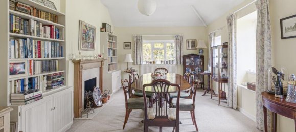 4 bedrooms Bungalow in Surrey, United Kingdom No. 13315 5