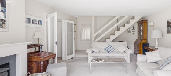 4 bedrooms Bungalow in Surrey, United Kingdom No. 13315 3