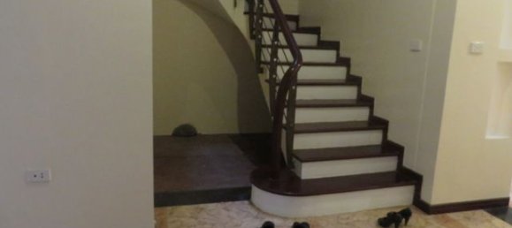 4 bedrooms Villa in Tay Ho, Vietnam No. 4604 8