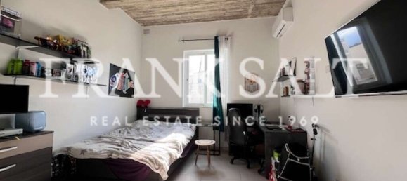 3 bedrooms Apartment in Swieqi, Malta No. 5079 10