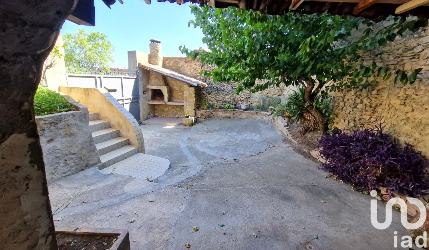 3 bedrooms Townhouse in Gard, France No. 294531