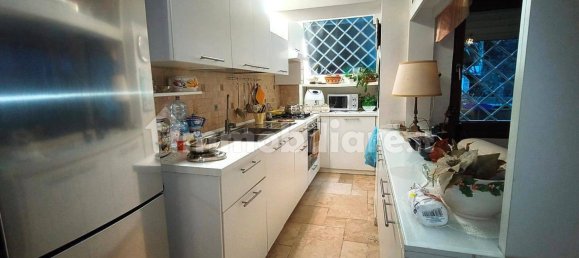 2 bedrooms Apartment in Naples, Italy No. 98072 14