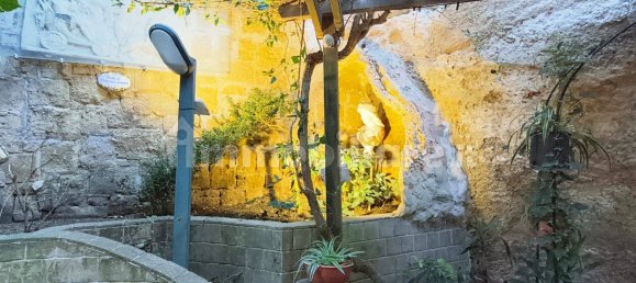 2 bedrooms Apartment in Naples, Italy No. 98072 38