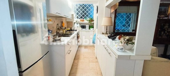 2 bedrooms Apartment in Naples, Italy No. 98072 13