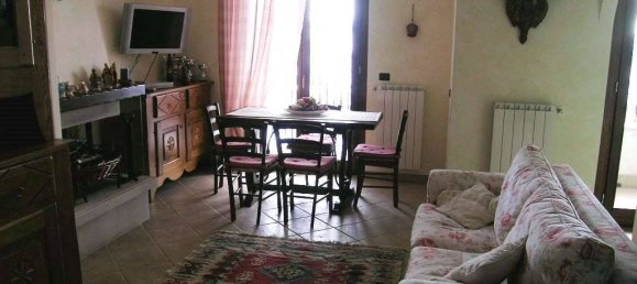 2 bedrooms Apartment in Castel di Sangro, Italy No. 263828 2