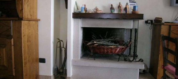 2 bedrooms Apartment in Castel di Sangro, Italy No. 263828 4
