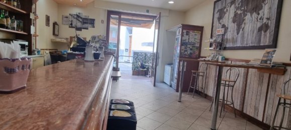 1 room Commercial property in Florence, Italy No. 218557 6