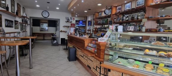 1 room Commercial property in Florence, Italy No. 218557 11