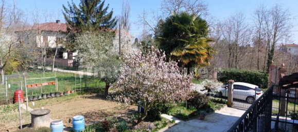 5 bedrooms House in Portacomaro, Italy No. 197302 15