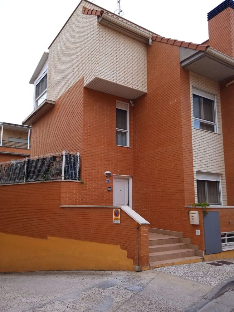 Casa T4 em Zaragoza, Spain N.º 229908