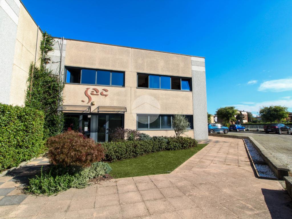 Escritório de 8 divisões em Cornegliano Laudense, Italy N.º 65288