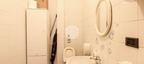 Escritório de 8 divisões em Cornegliano Laudense, Italy N.º 65288 19