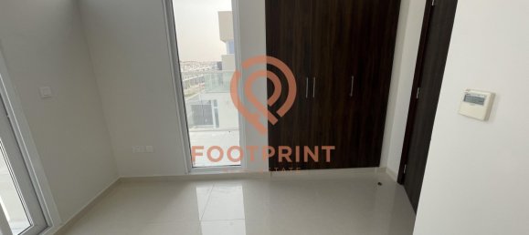 5 bedrooms Townhouse in Dubai, UAE No. 24481 7