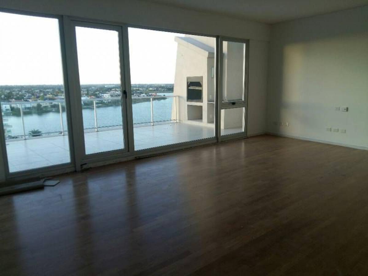 3 bedrooms Apartment in Tigre, Argentina No. 15869