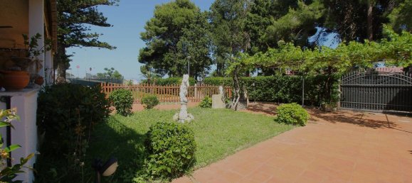 5 rooms Apartment in Montepaone, Italy No. 286712 24