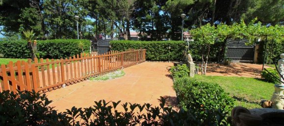 5 rooms Apartment in Montepaone, Italy No. 286712 25