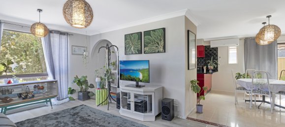 4 Schlafzimmer Haus in Budgewoi, Australia, Nr. 159 3