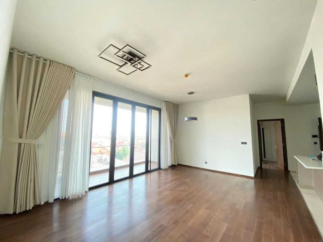 3 dormitorios apartamento en alquiler en Thu Duc, Ho Chi Minh, Vietnam № 75212