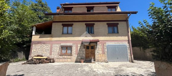 8-salle Villa à Subiaco, Italy No. 69138 23