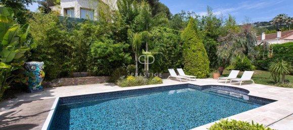 5 bedrooms Villa in Cannes, France No. 296605 18