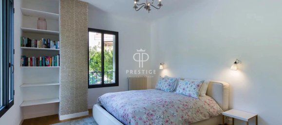 5 bedrooms Villa in Cannes, France No. 296605 11