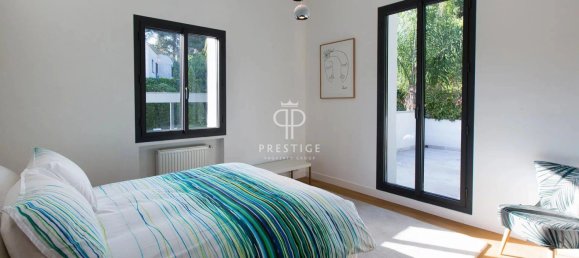 5 bedrooms Villa in Cannes, France No. 296605 12