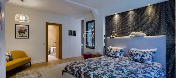 5 bedrooms Villa in Cannes, France No. 296605 9