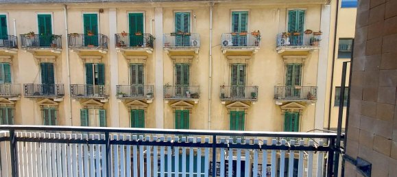 Квартира с 5 комнатами в Мессина, Италия № 271722 18