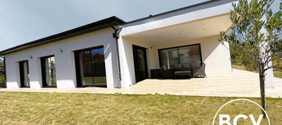 5 bedrooms House in Luisant, France No. 159674 5